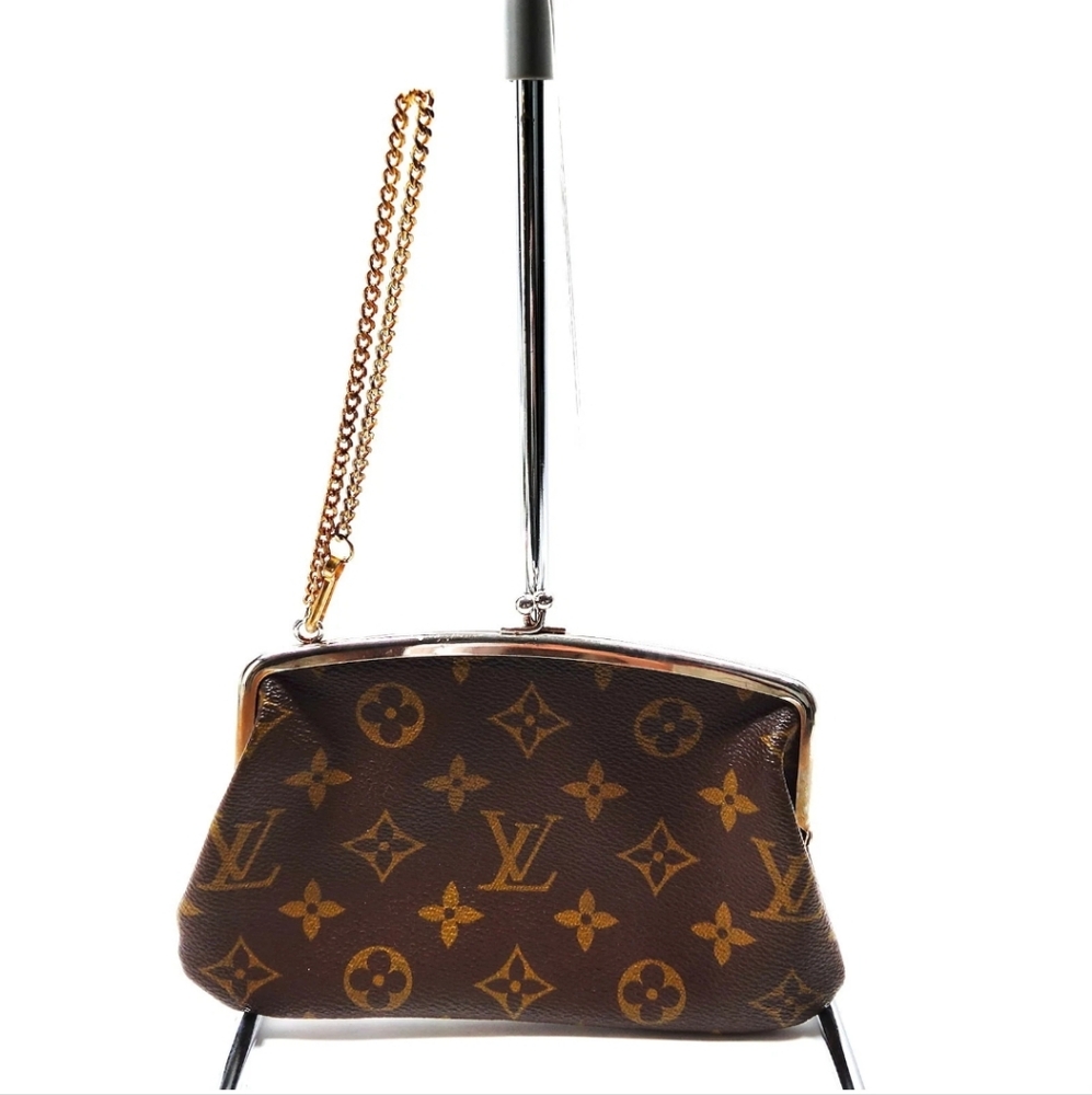 Louis Vuitton Vintage Kiss Lock Brown Monogram Clutch